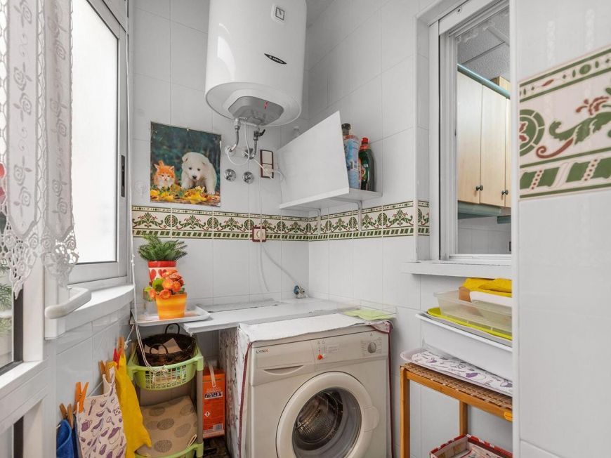 Espanha 2 bedroom opportunity with garage