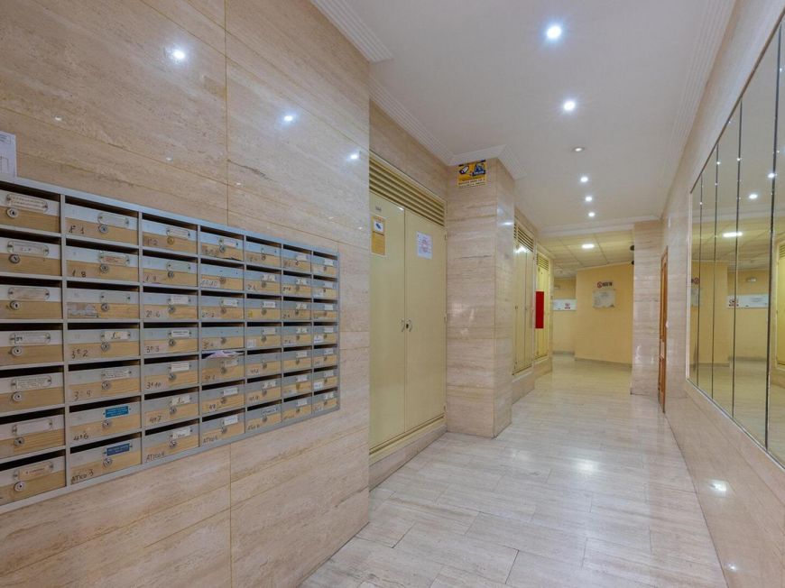 Espanha 2 bedroom opportunity with garage