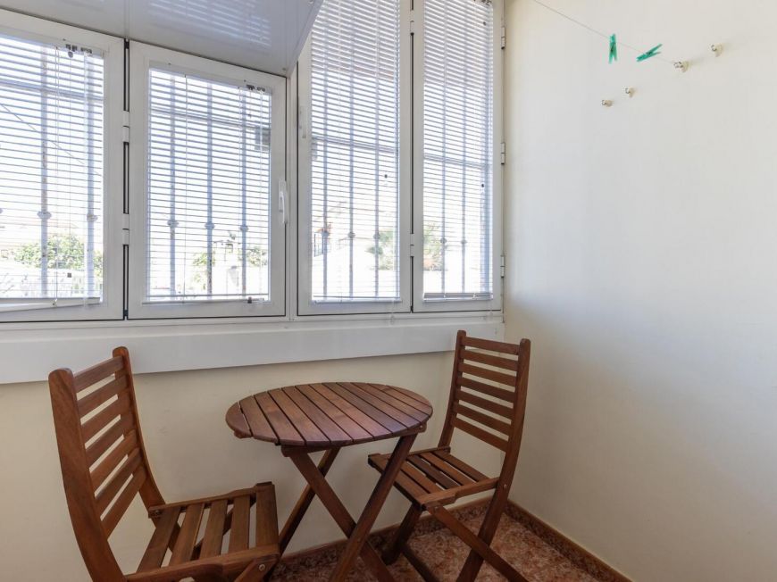 España Apartamento en planta baja 2 habitaciones con plaza de garaje cerrada incluida