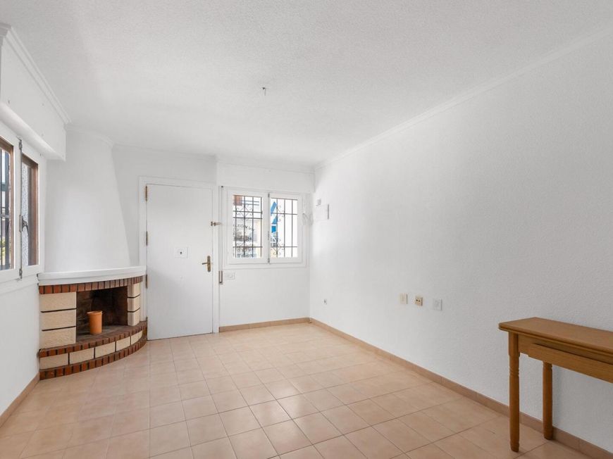 Spain Opportunity townhouse with garage and pool