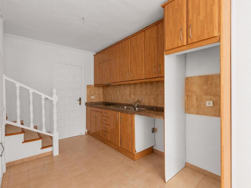 Spain Opportunity townhouse with garage and pool