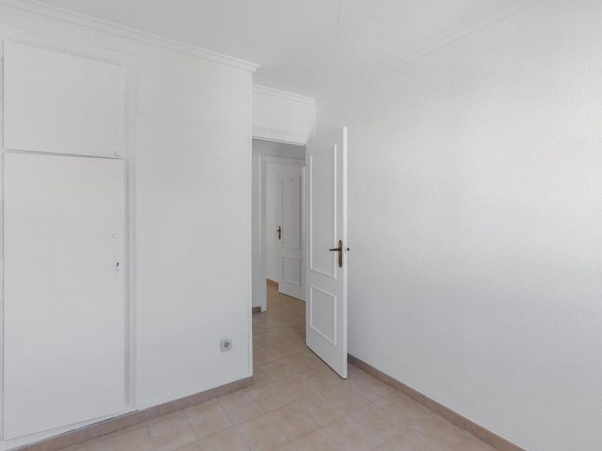 España Oportunidad adosado con garaje y piscina