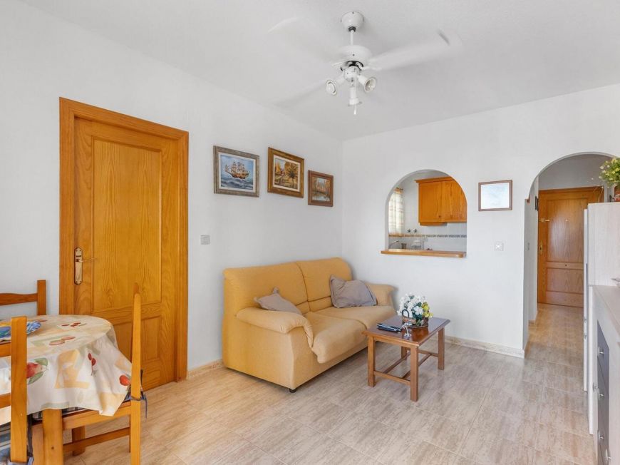 Španělsko Opportunity Playa de Los Locos 2 Bedrooms with Garage