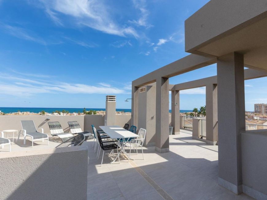 Španělsko Penthouse with 2 Bedrooms, Solarium and Sea Views just 400 m from the Beach