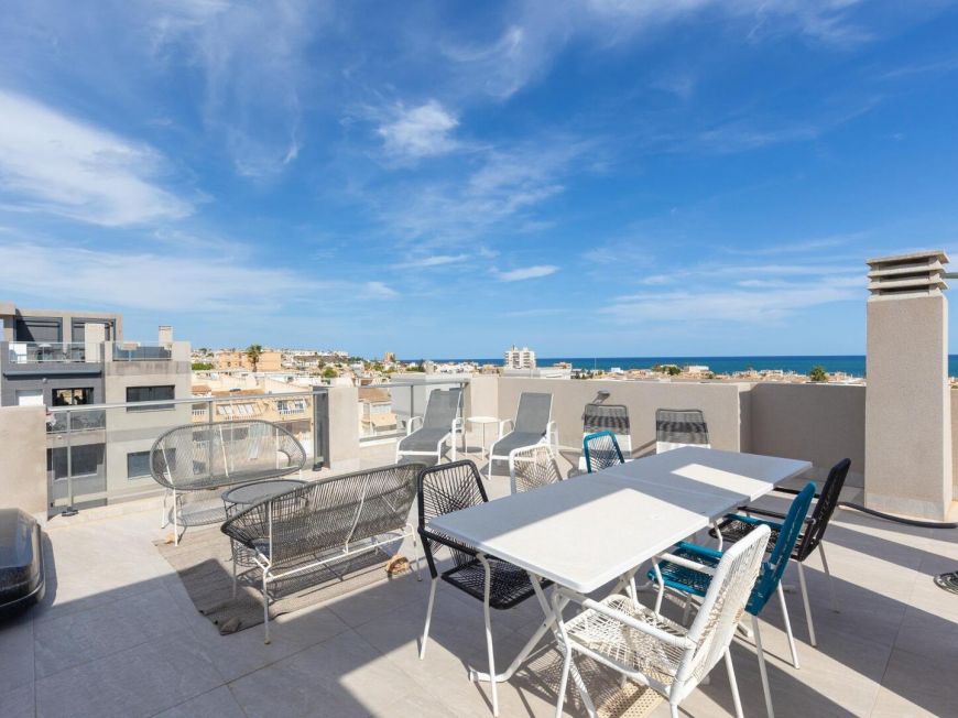 Espagne Penthouse de 2 chambres avec solarium et vue sur la mer à 400 m de la plage