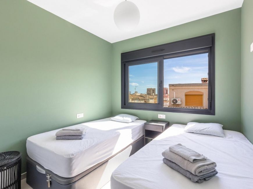 Španělsko Penthouse with 2 Bedrooms, Solarium and Sea Views just 400 m from the Beach