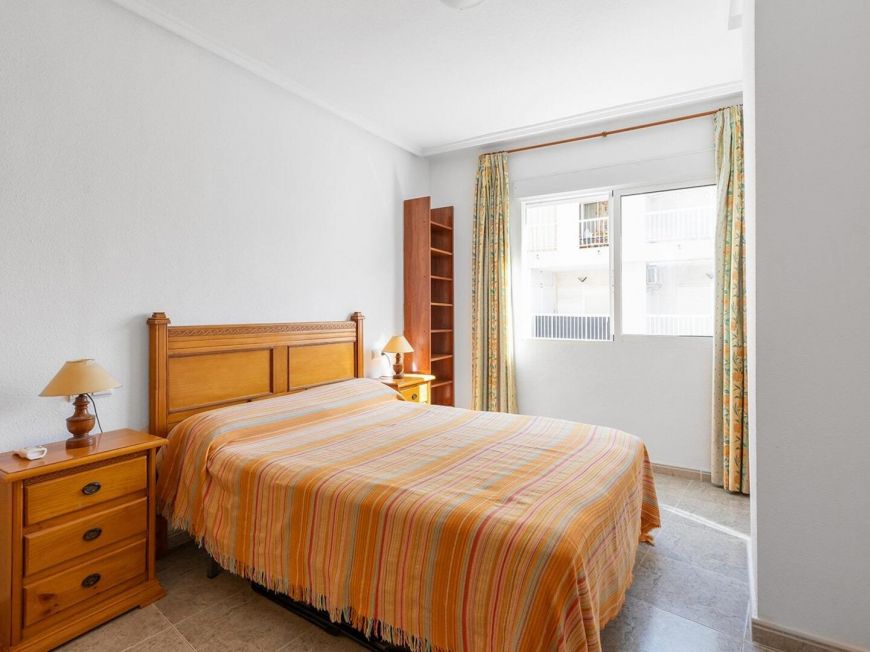 Španělsko Opportunity next to Los Locos beach, 2 bedrooms, pool and garage