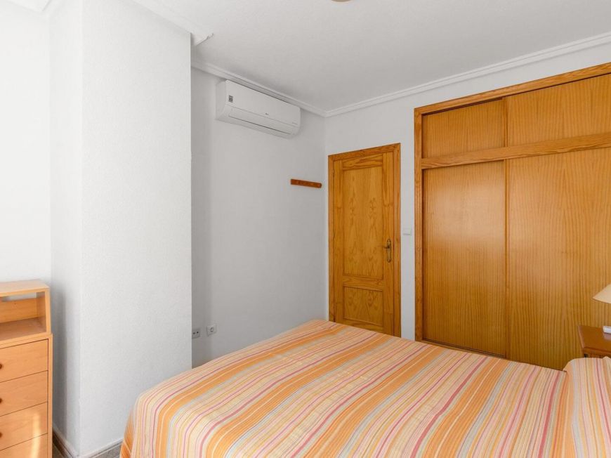 Španělsko Opportunity next to Los Locos beach, 2 bedrooms, pool and garage