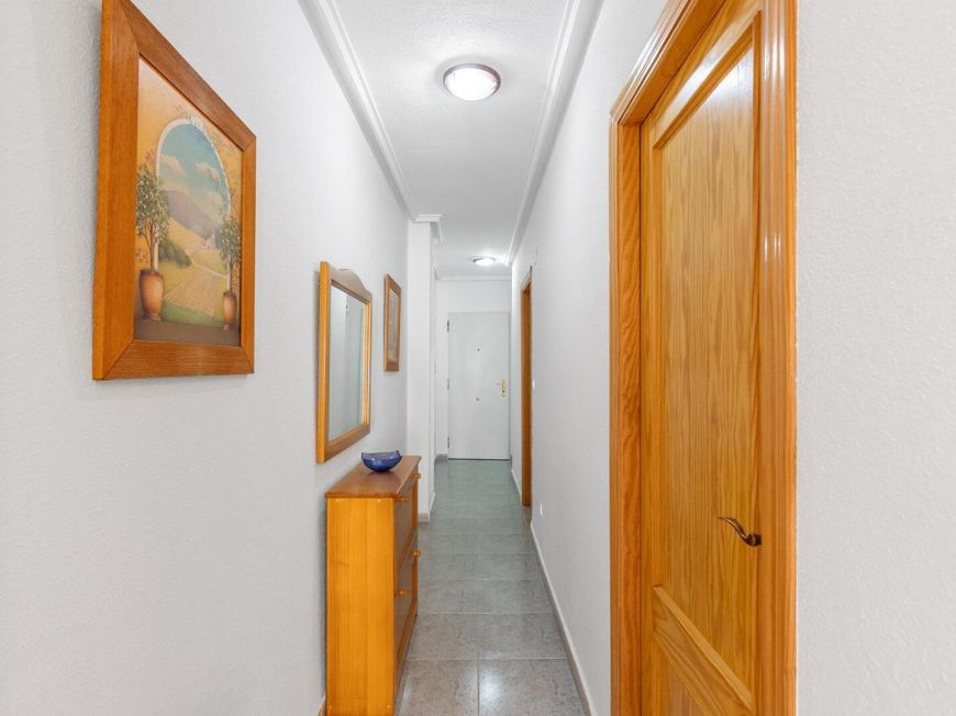 Španělsko Opportunity next to Los Locos beach, 2 bedrooms, pool and garage