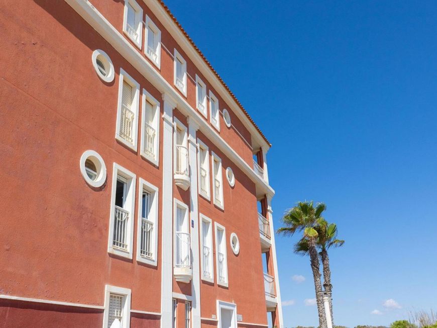 Spain Ground floor apartment with garage included, 10 meters from the sea in La Mata