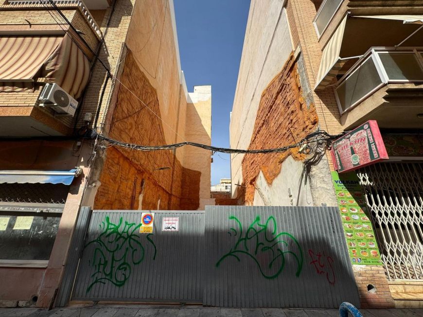 Espanha PLOT FOR SALE IN THE HEART OF TORREVIEJA