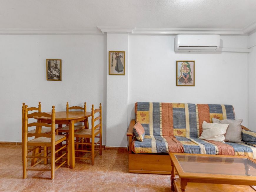 Španělsko Cozy Ground Floor Apartment with Communal Pool!!