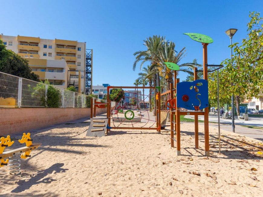 Španělsko Cozy Ground Floor Apartment with Communal Pool!!