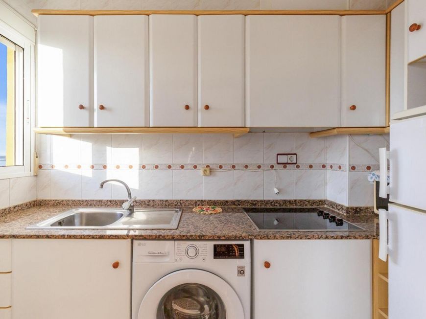 Espanha 2 bedroom opportunity with views and pool