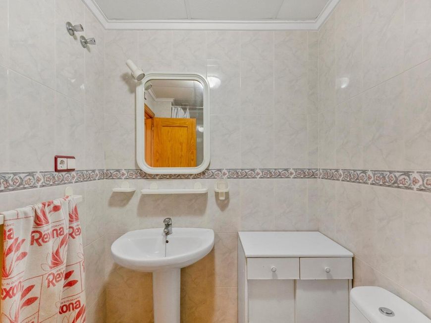 Espagne Opportunité de 2 chambres dans le quartier Habaneras