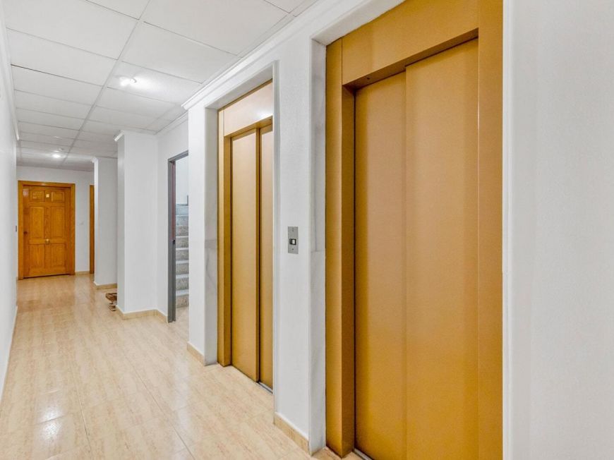 Espagne Opportunité de 2 chambres dans le quartier Habaneras