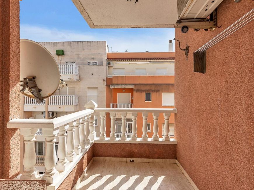 Espanha SOUTH Opportunity with 3 bedrooms and 2 bathrooms