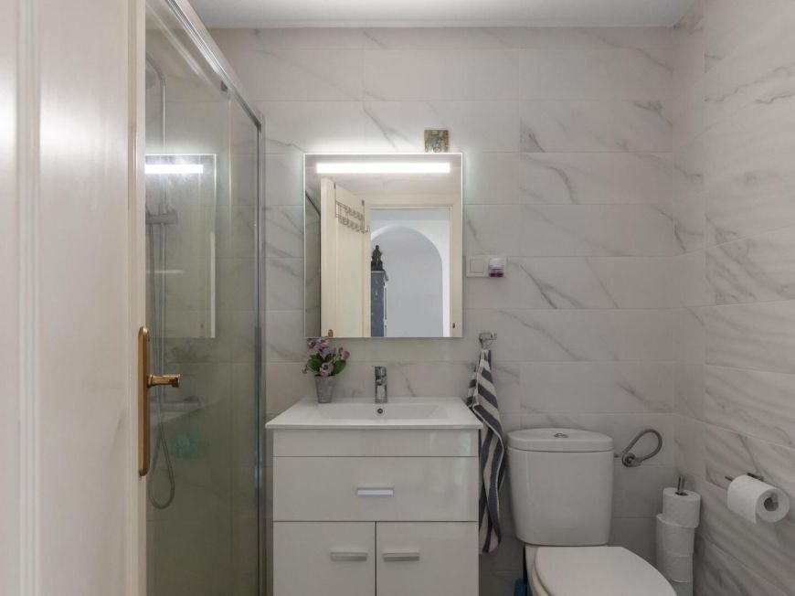 Španělsko Cozy Ground-Floor Bungalow with Garden in Torrevieja