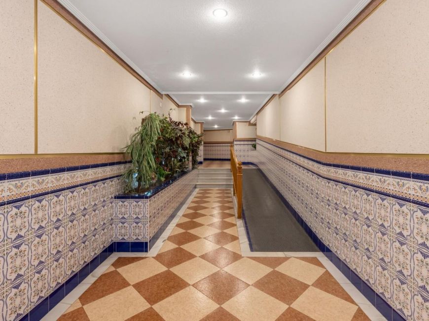 Espanha 2 bedroom apartment just 100 meters from the beach in La Mata!!