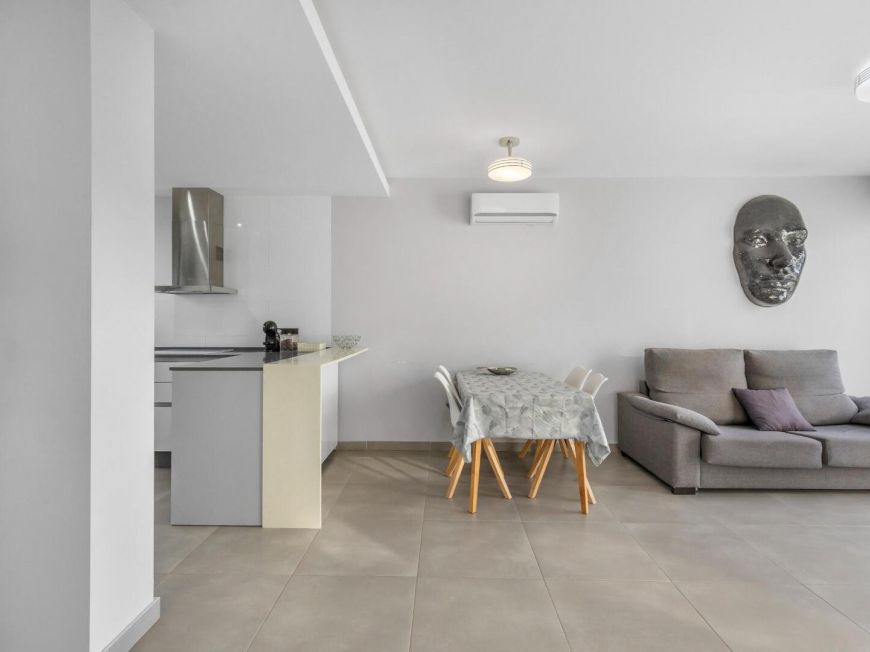 Espanha Top Floor Bungalow with Private Solarium – Oasis Beach 7, Punta Prima (Torrevieja)