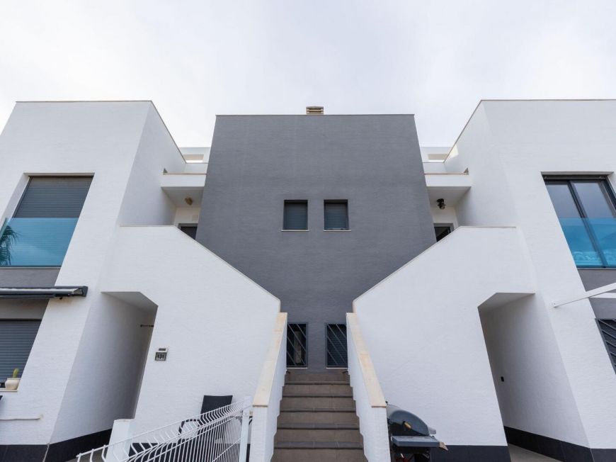 Espanha Top Floor Bungalow with Private Solarium – Oasis Beach 7, Punta Prima (Torrevieja)