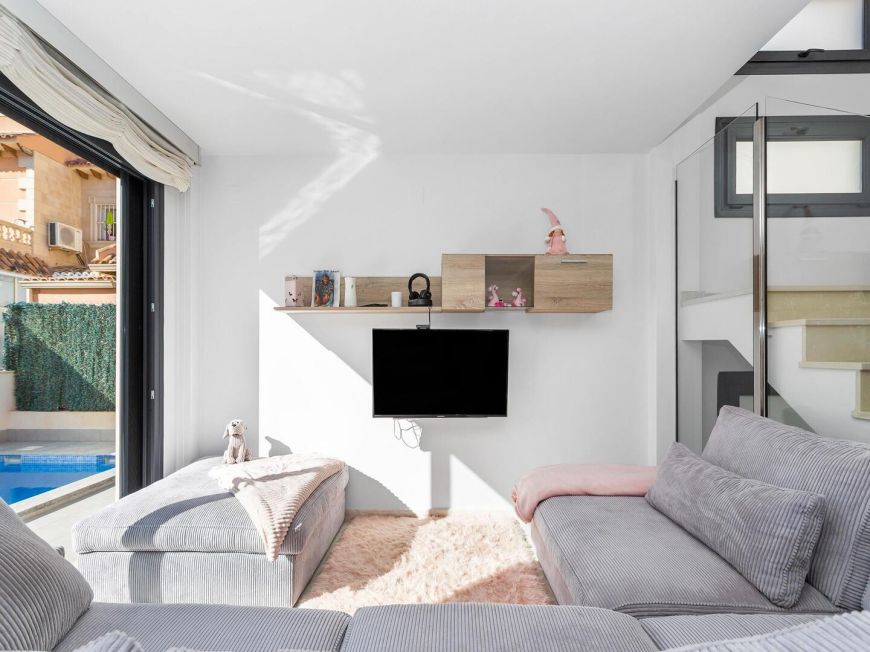 Španělsko Magnificent independent villa with pool!!