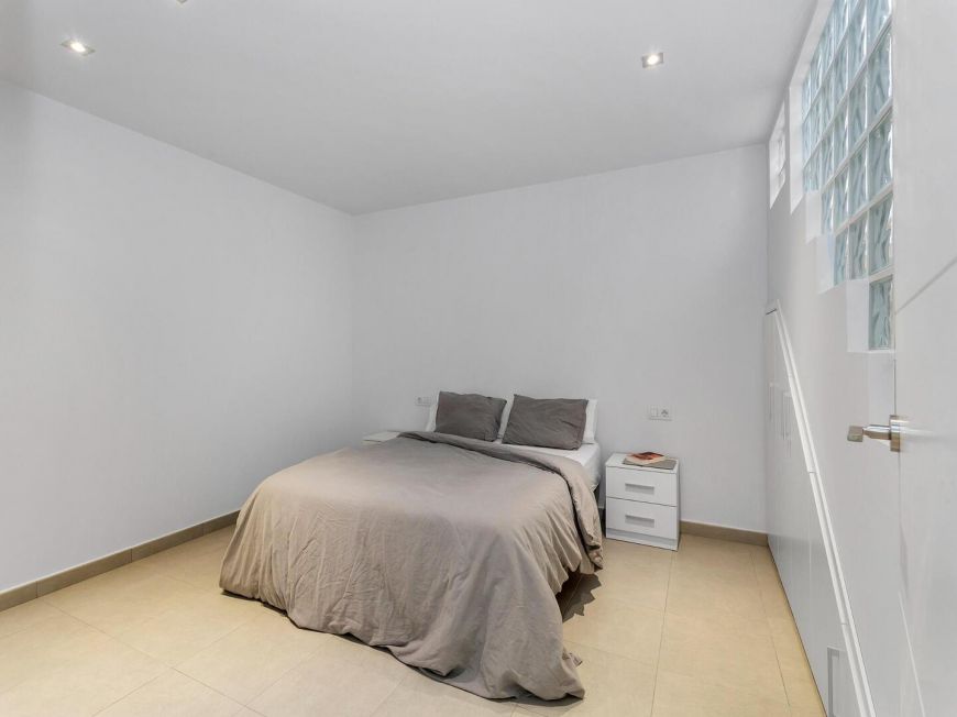 Španělsko Magnificent independent villa with pool!!