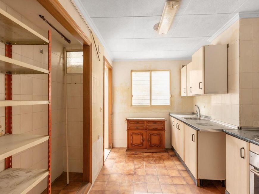 España Piso con orientación sur a solo 500 m de la Playa del Cura, Torrevieja