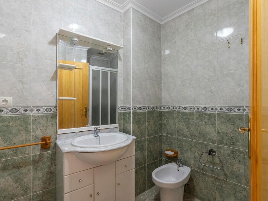 Espagne Appartement au rez-de-chaussée avec 2 chambres et 2 salles de bain en deuxième front de mer