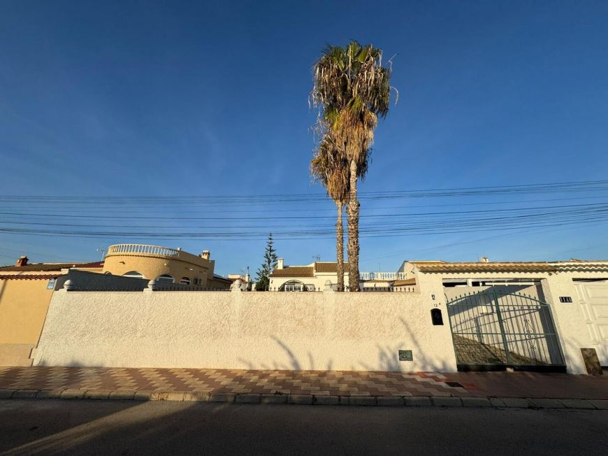 Španělsko 🏡 Townhouse in La Siesta, Torrevieja