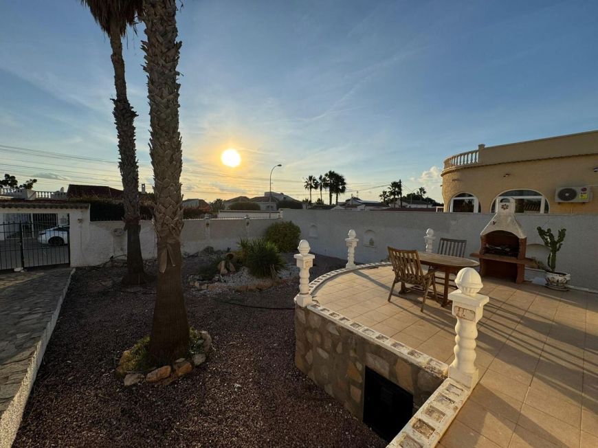 Španělsko 🏡 Townhouse in La Siesta, Torrevieja