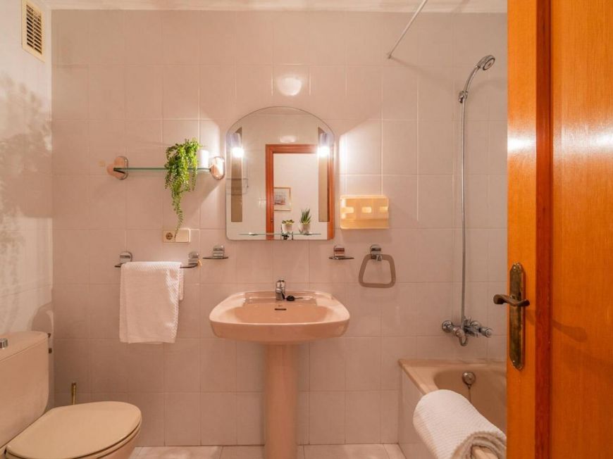 Španělsko 95 m2 apartment with 2 bedrooms and garage included, 350m from Cura and Los Locos beaches