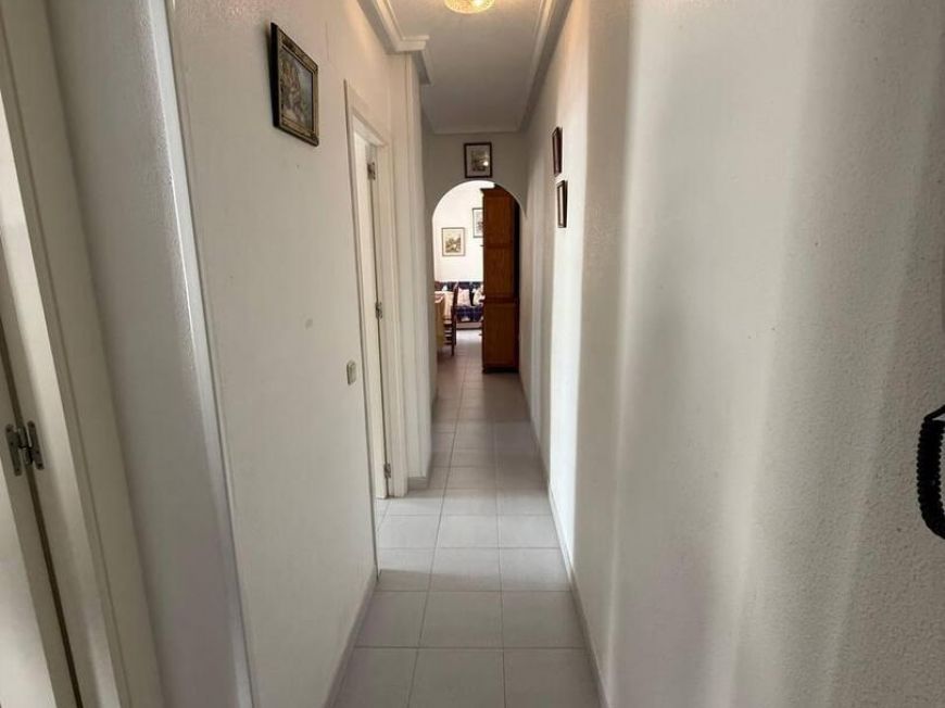 Испания Апартаменты с 2 спальнями, окнами на улицу, в 200 метрах от пляжа + окнами на юг + общий бассейн