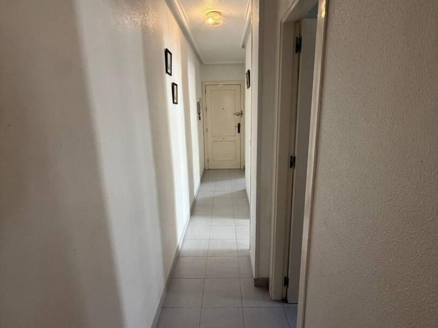 Испания Апартаменты с 2 спальнями, окнами на улицу, в 200 метрах от пляжа + окнами на юг + общий бассейн