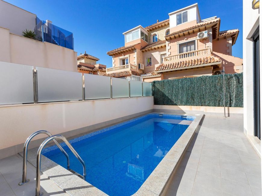 Spain Magnificent independent villa with pool!!