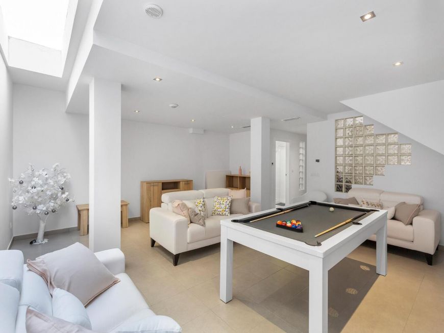 Spain Magnificent independent villa with pool!!