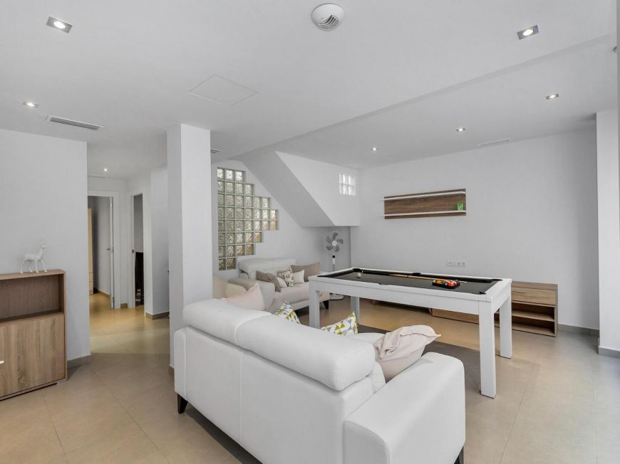 Spain Magnificent independent villa with pool!!