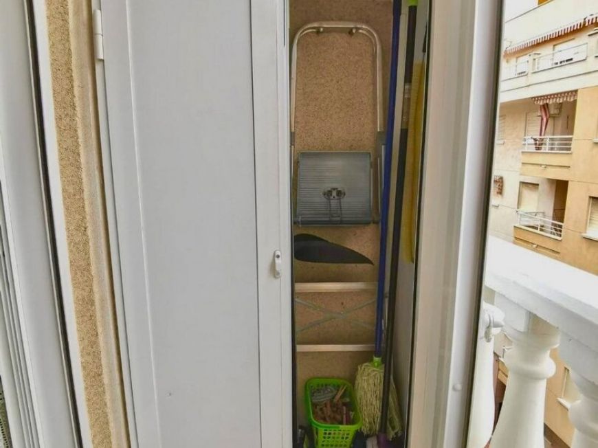 Španělsko Cozy 1-bedroom flat with terrace next to Mercadona - Central Bus Station