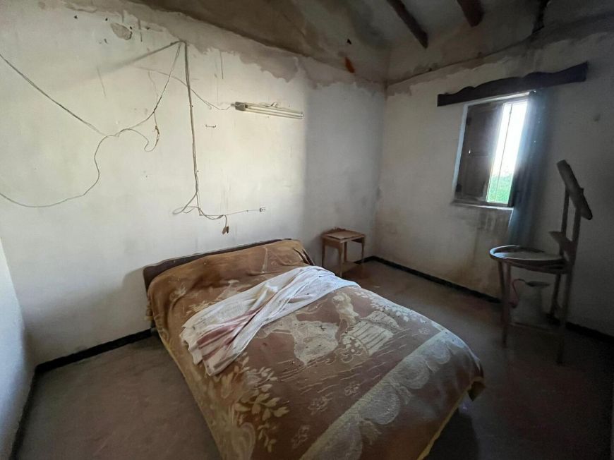 Španělsko RENOVATION OPPORTUNITY! 2 HOUSES + 160 m2 PLOT IN ROJALES