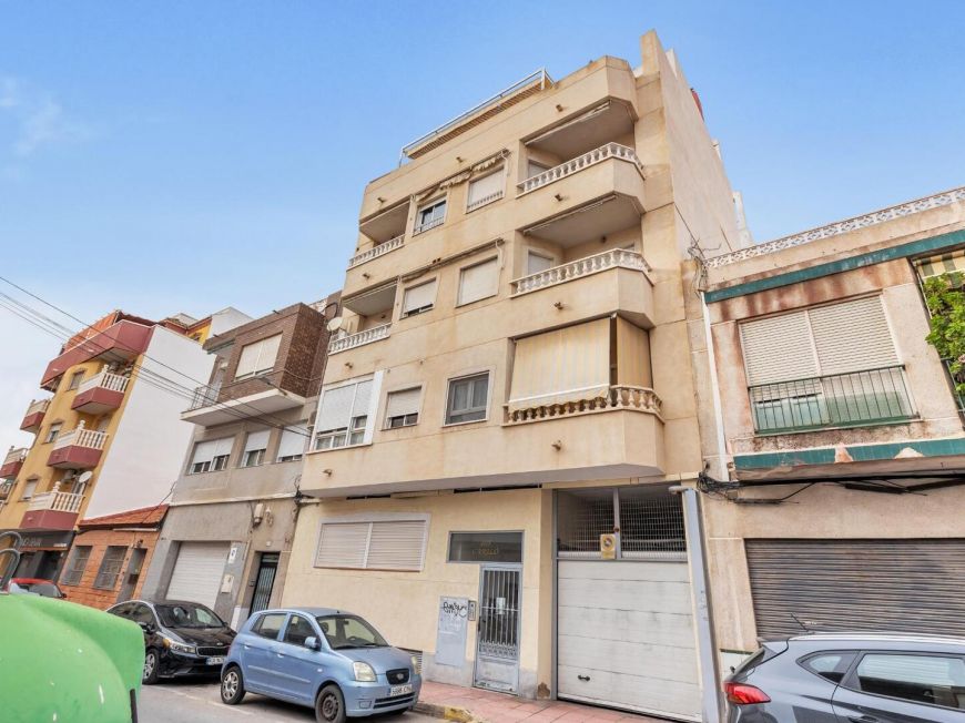 Испания Spacious 4-bedroom apartment in central area – Calle San Pascual (next to Calle Orihuela)