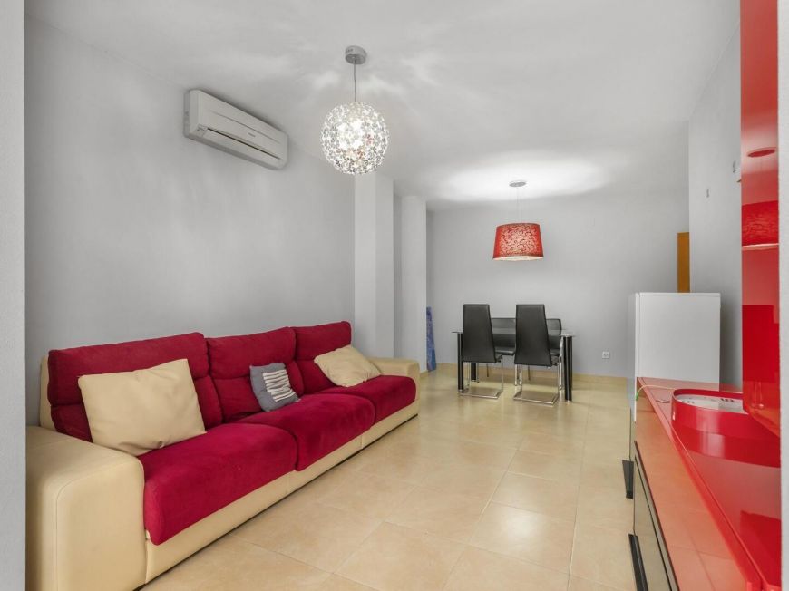 Španělsko Spacious 4-bedroom apartment in central area – Calle San Pascual (next to Calle Orihuela)