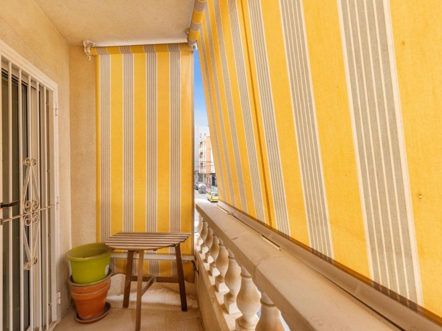 Испания Spacious 4-bedroom apartment in central area – Calle San Pascual (next to Calle Orihuela)