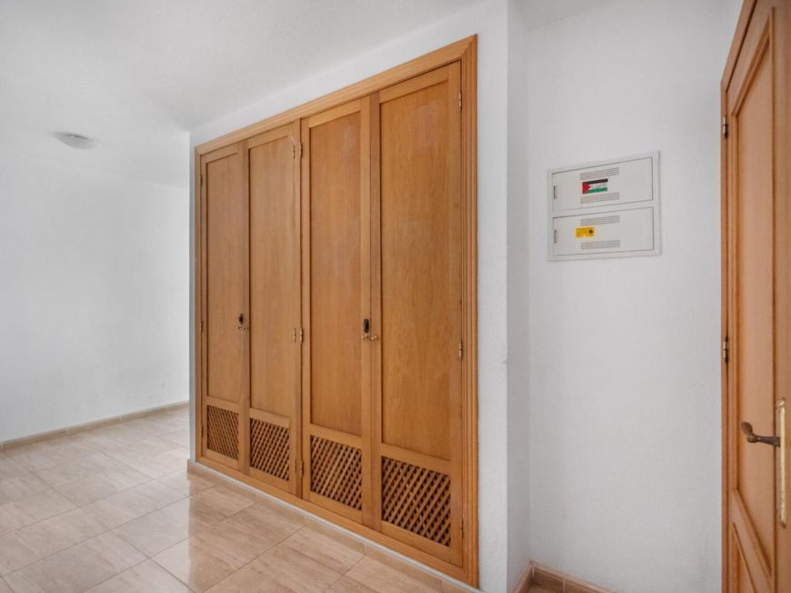 Испания Spacious 4-bedroom apartment in central area – Calle San Pascual (next to Calle Orihuela)