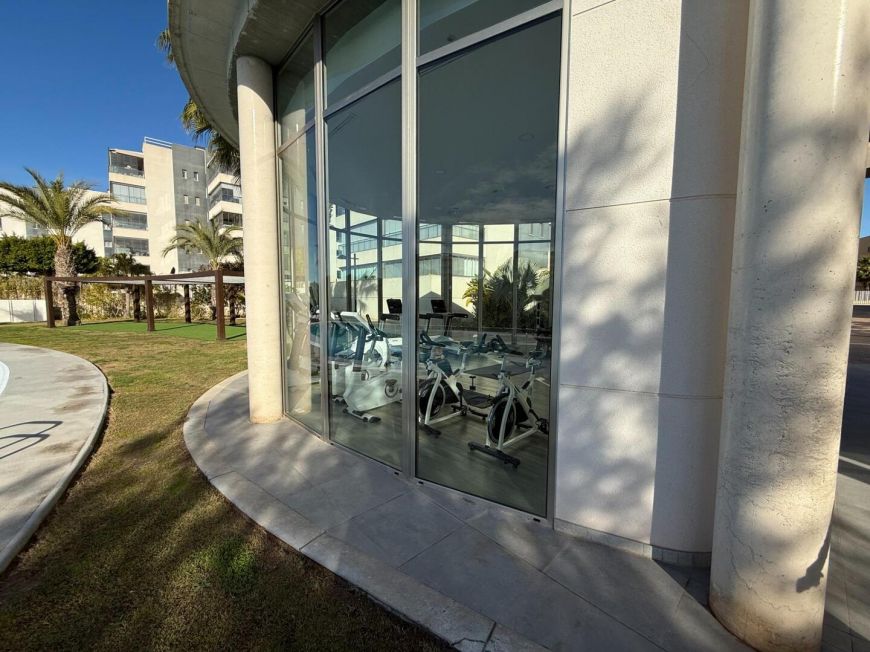 Španělsko Resale opportunity with 3 bedrooms and 2 bathrooms