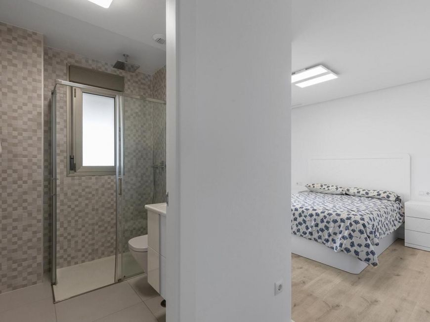 Španělsko Resale opportunity with 3 bedrooms and 2 bathrooms