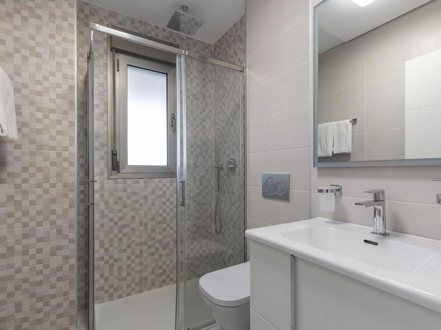 Španělsko Resale opportunity with 3 bedrooms and 2 bathrooms