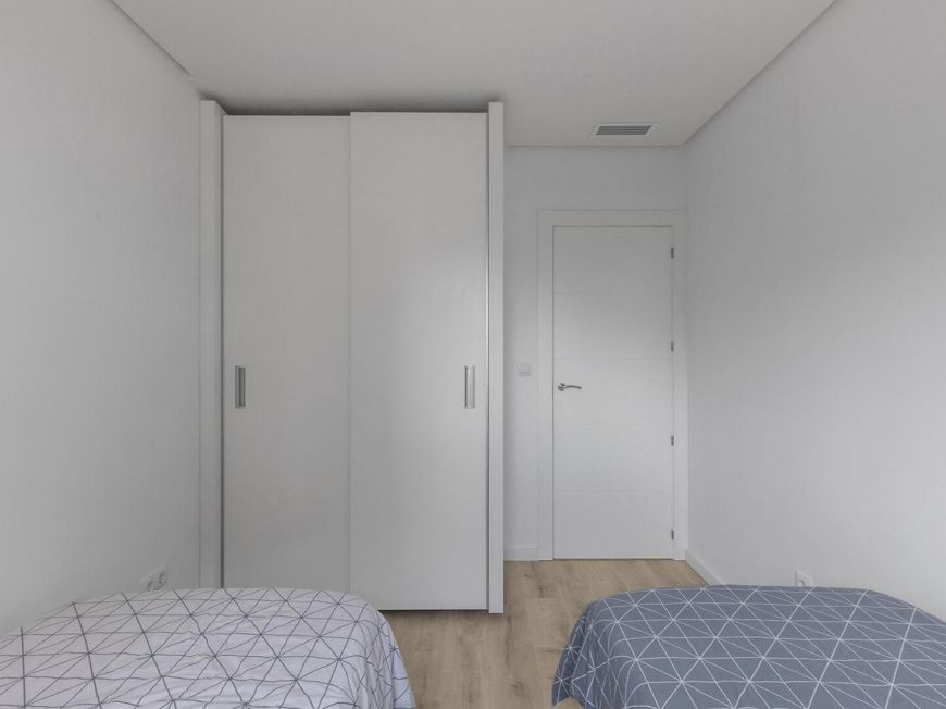 Španělsko Resale opportunity with 3 bedrooms and 2 bathrooms