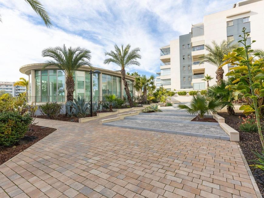 Španělsko Resale opportunity with 3 bedrooms and 2 bathrooms