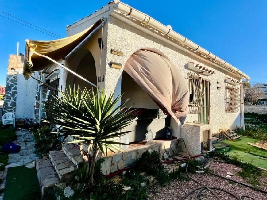 Španělsko Opportunité de rénovation à Aguas Nuevas, terrain de près de 600 m2