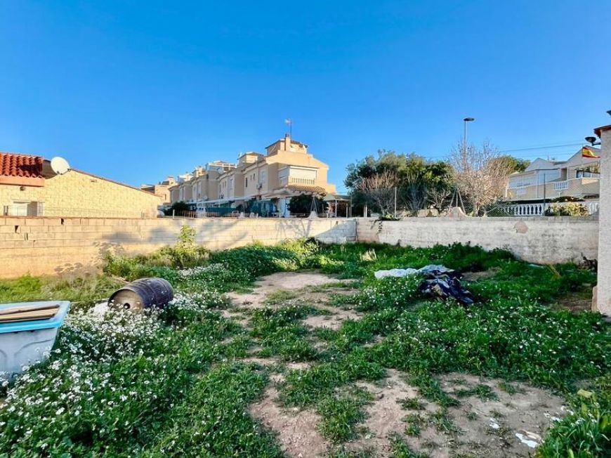 Španělsko Opportunité de rénovation à Aguas Nuevas, terrain de près de 600 m2